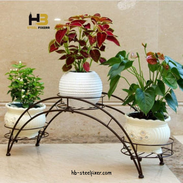 Bridge Planter v1 – Arched Metal Plant Holder