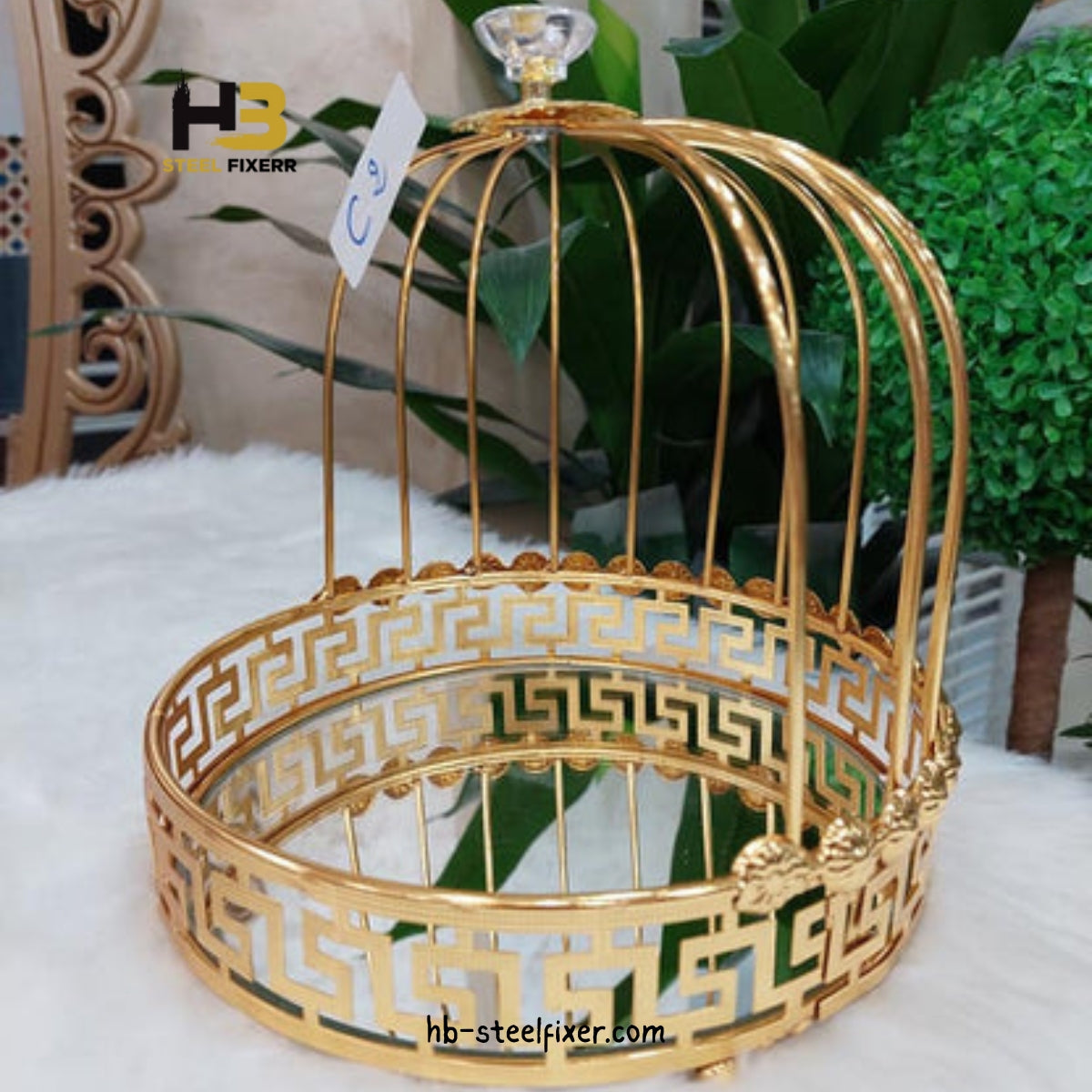 Metal Bird Cage Shaped Makeup Organizer